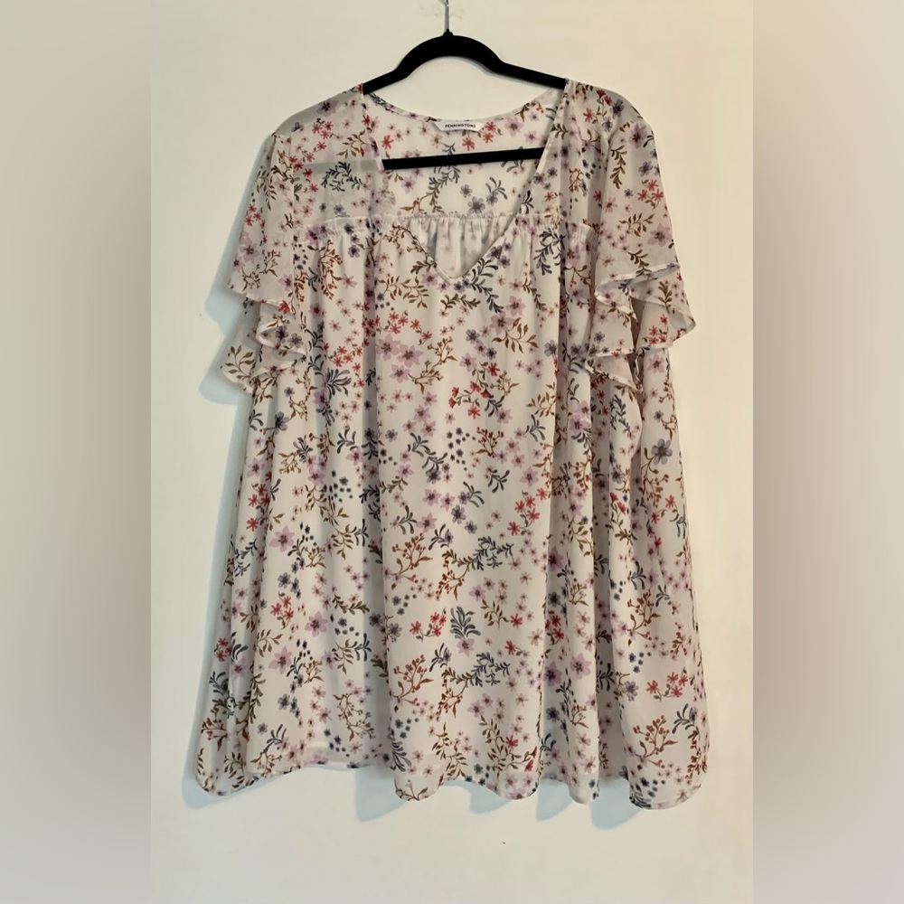 166 PENNINGTONS Plus Floral Blouse with Ruffle Sleeves